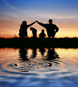 手臂里纹一根线图片