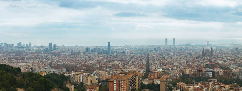 巴塞罗那全景鸟瞰图从山, 西班牙
