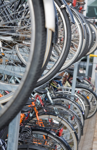 绿色运输在丹麦自行车拖车分层存储