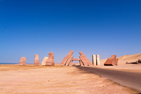 真主在沙漠之门照片