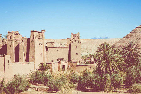 Morocc 瓦尔扎扎特城附近的 Haddou 城堡全景