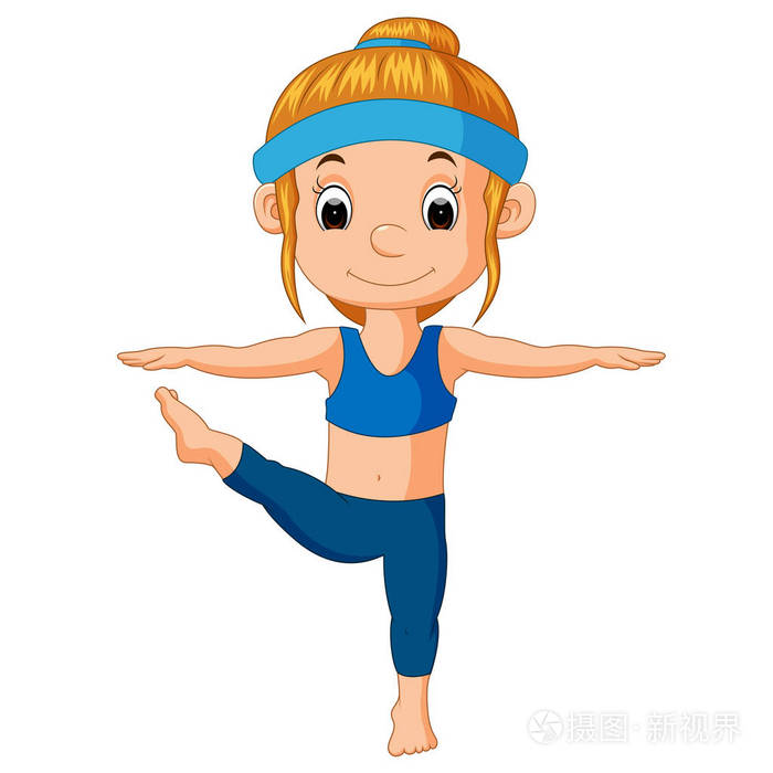 小女孩微笑着,做瑜伽
