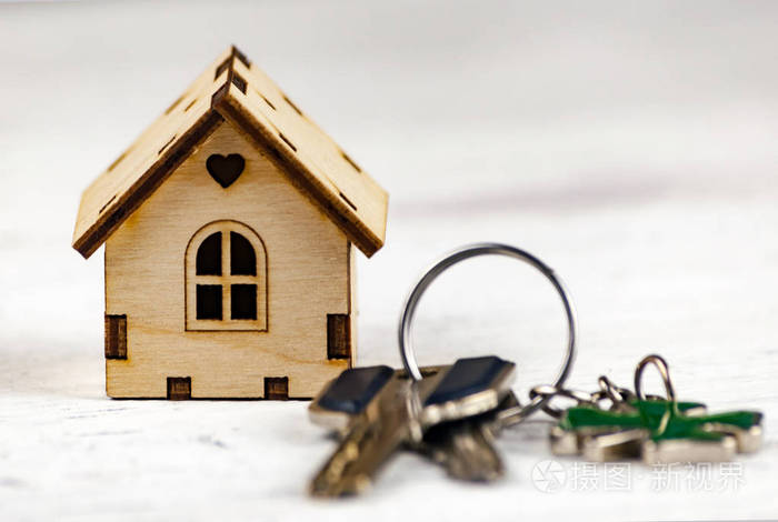 旁边的小房子是钥匙。招聘一幢房子出租，卖房，买房，按揭的象征
