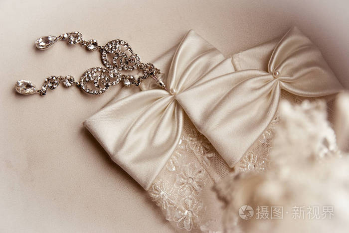 婚纱配件新娘手套和手套