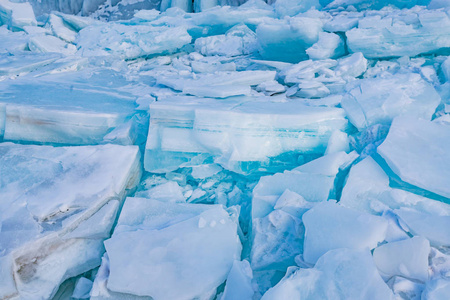 天然冰面开裂的背景和质地, 贝加尔湖俄罗斯冬季季节