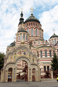 天使报喜大教堂 1901 在乌克兰哈尔科夫州，乌克兰的夏日
