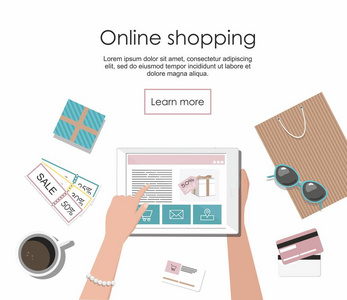 妇女购物在网上商店在平板电脑上。矢量 Illusrtation