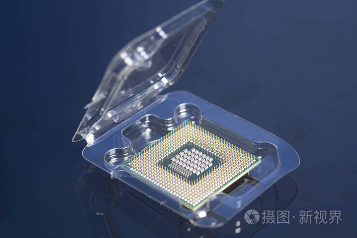 中央处理单元cpu处理器芯片在包装盒