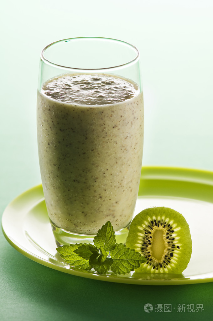 猕猴桃冰沙