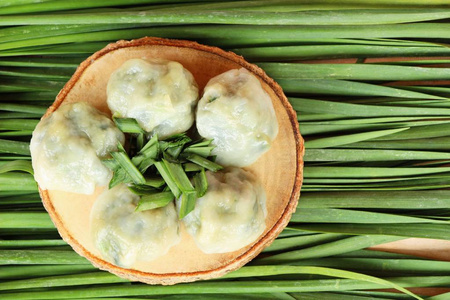 蒸的水饺韭菜美味