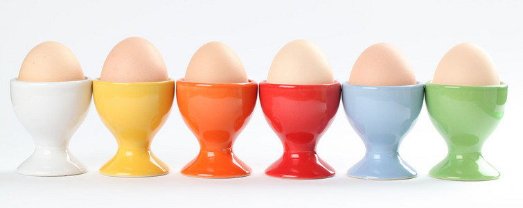 用鸡蛋 eggcups