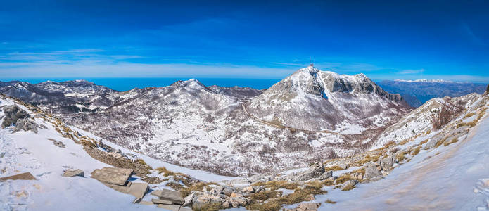 Lovcen 国家公园山 winterscape