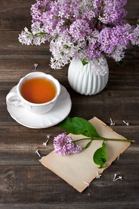 丁香和茶杯的春季作文图片