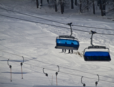 滑雪与冬季