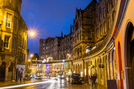 爱丁堡历史古城街景图片