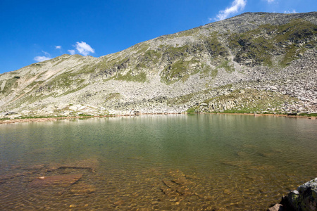 保加利亚 Pirin 山山羊湖景观令人惊叹