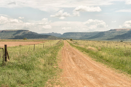 Korannaberg 冒险的道路, 与 Korannaberg 在后面