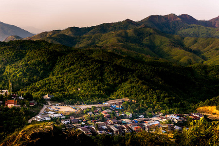 泰国山中的村庄