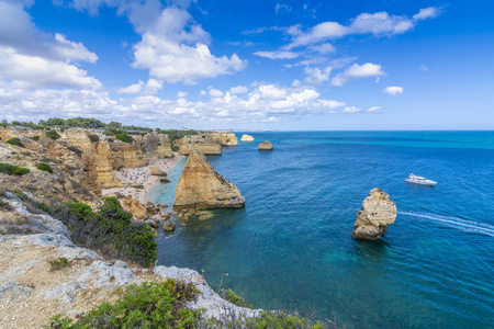 阿尔加维，葡萄牙最著名的海滩普拉 da Marinha