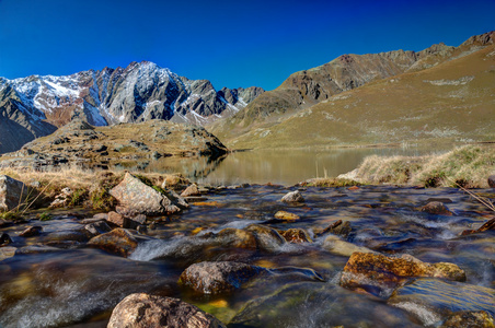 克里克的 lago nero，斯泰尔维奥国家公园