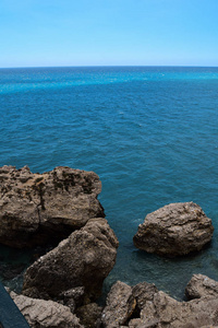 风景以海和岩石的看法