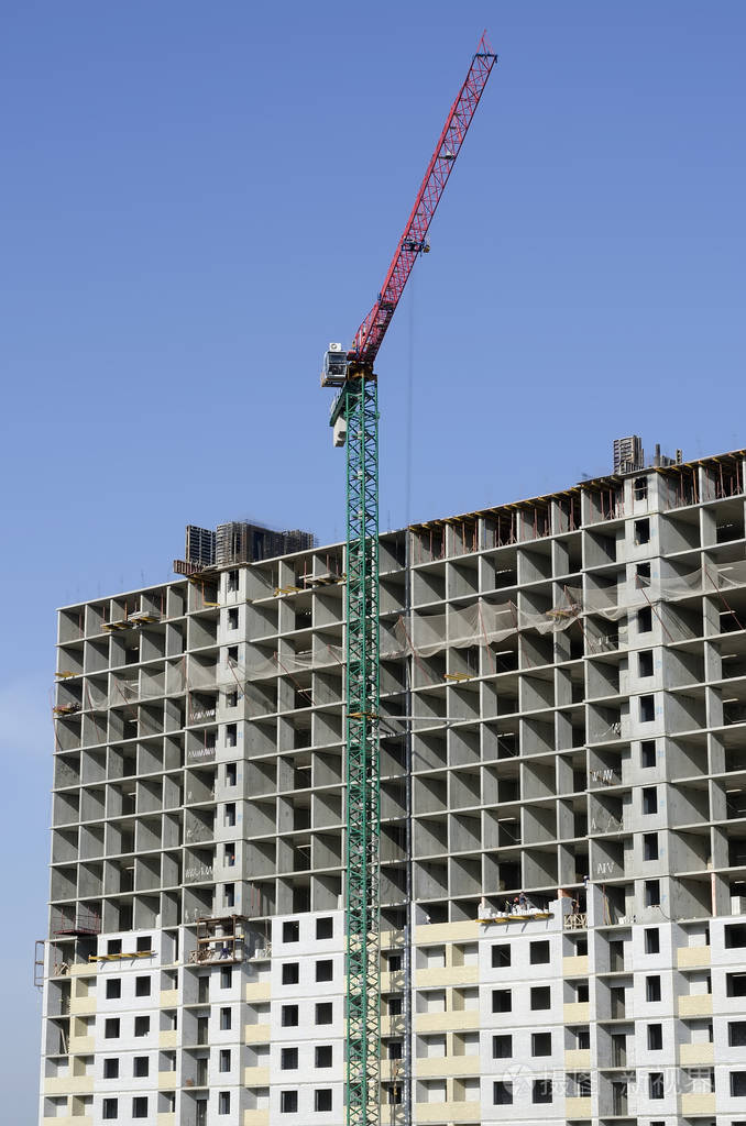 建筑施工阶段的高层建筑与塔