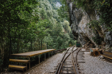 老铁路或铁路路在山风景