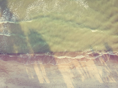 鸟瞰图的海滩和海