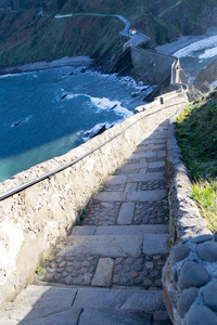 攀登到圣胡安 de Gaztelugatxe