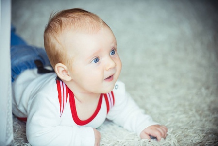 婴儿爬地板地毯