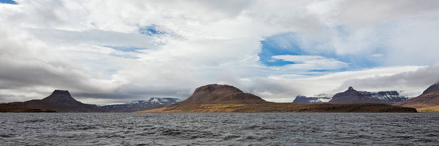 Isafjordur 全景山景房, 冰岛