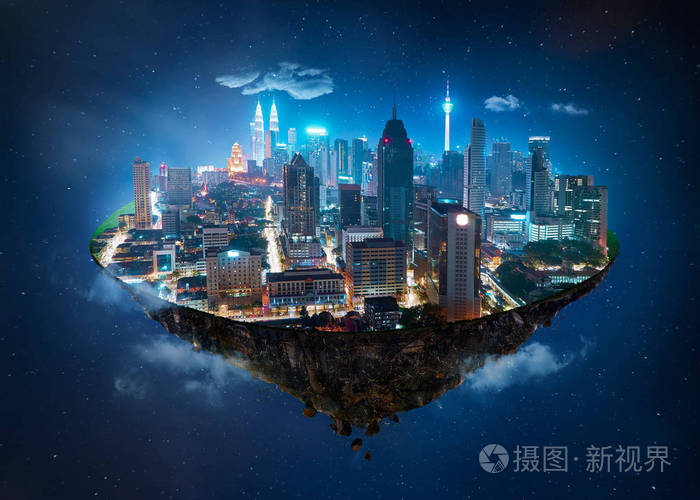 梦幻岛漂浮在空中与现代城市的地平线上多云的夜空背景
