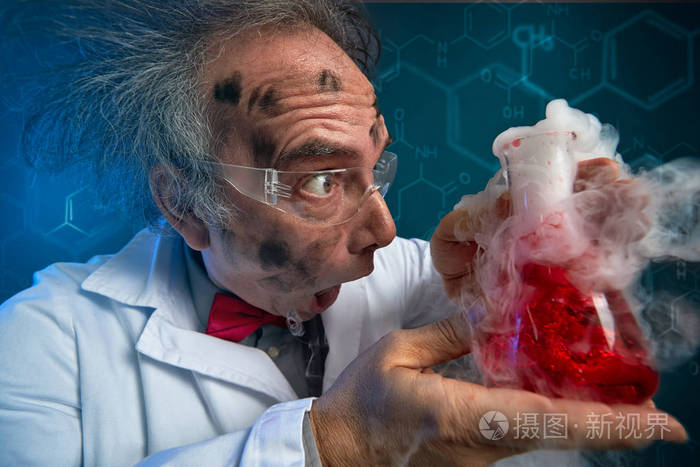 疯狂的科学家爆炸实验