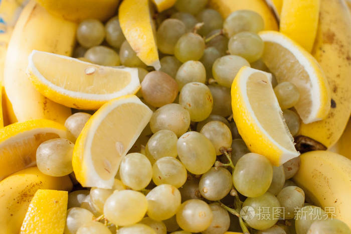 葡萄柠檬和香蕉