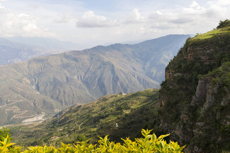 在哥伦比亚 Chicamocha 国家公园漫步