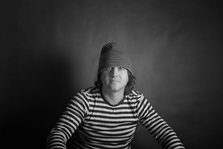 负片人像照片图片