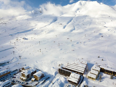 意大利帕索 del 帕苏塔纳尔滑雪场, 鸟瞰图