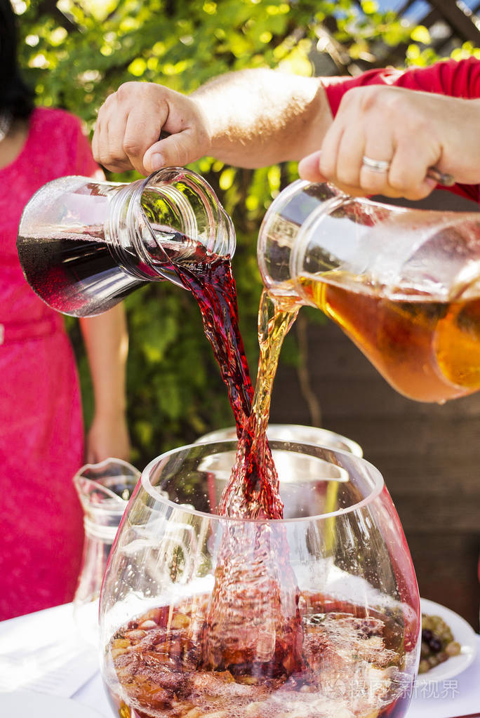 果汁水果酒精混合饮料照片-正版商用图片048089-摄图新视界