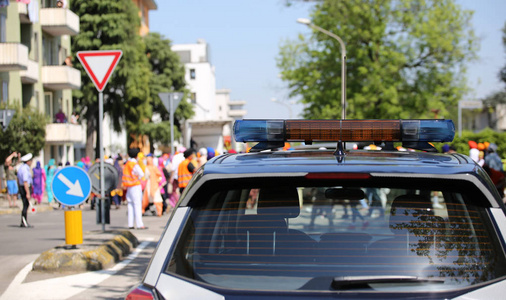 警用警报器车