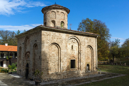 第十一世纪秋观 Zemen 寺, Pernik 地区, 保加利亚