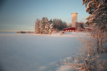 对瑞典 Vaesterbotten 湖 Menstraesket 的看法