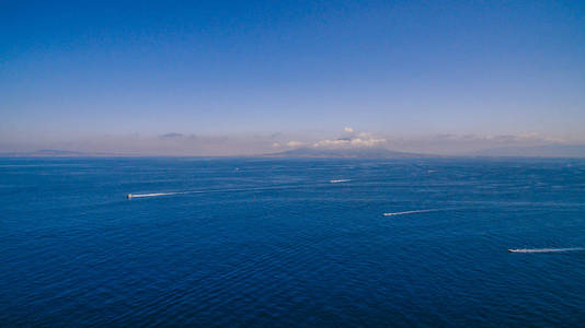 风景优美的意大利海岸线观是从空中