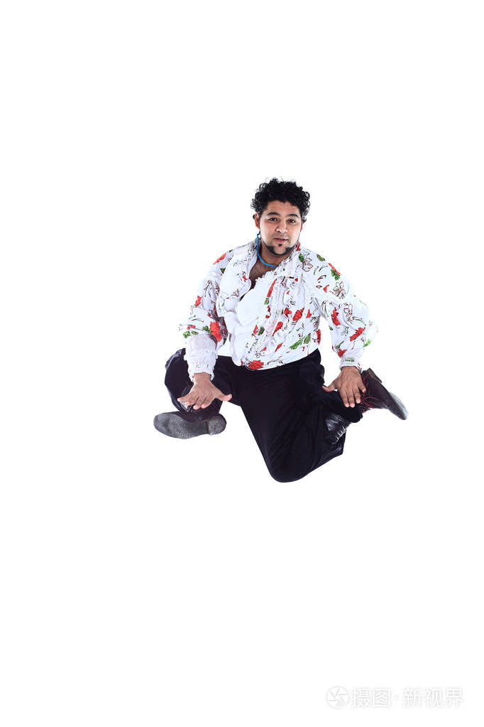 吉普赛人舞者在国家服装表演全国舞蹈