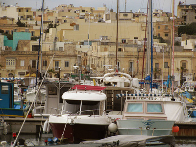 渔船在海港。Marsaxlokk。马耳他