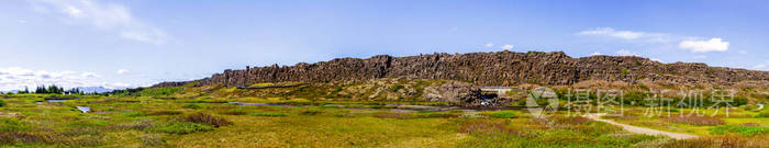 一座国家公园的石崖全景。Thingvellir 在冰岛12.062017