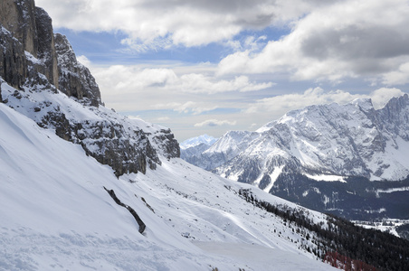 carezza 滑雪场，白云岩