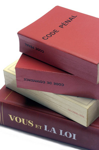 法律书籍和法文图片