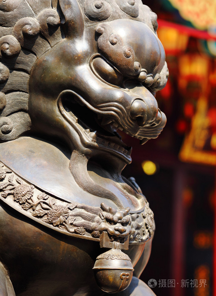 青铜狮子在中国寺庙