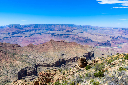 来自美国亚利桑那州大峡谷 Lipan 点的沙漠景观瞭望塔的壮丽景色