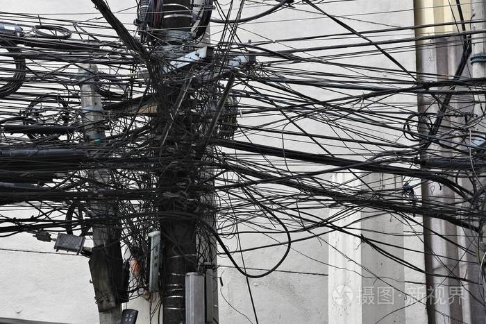 城市电缆混乱